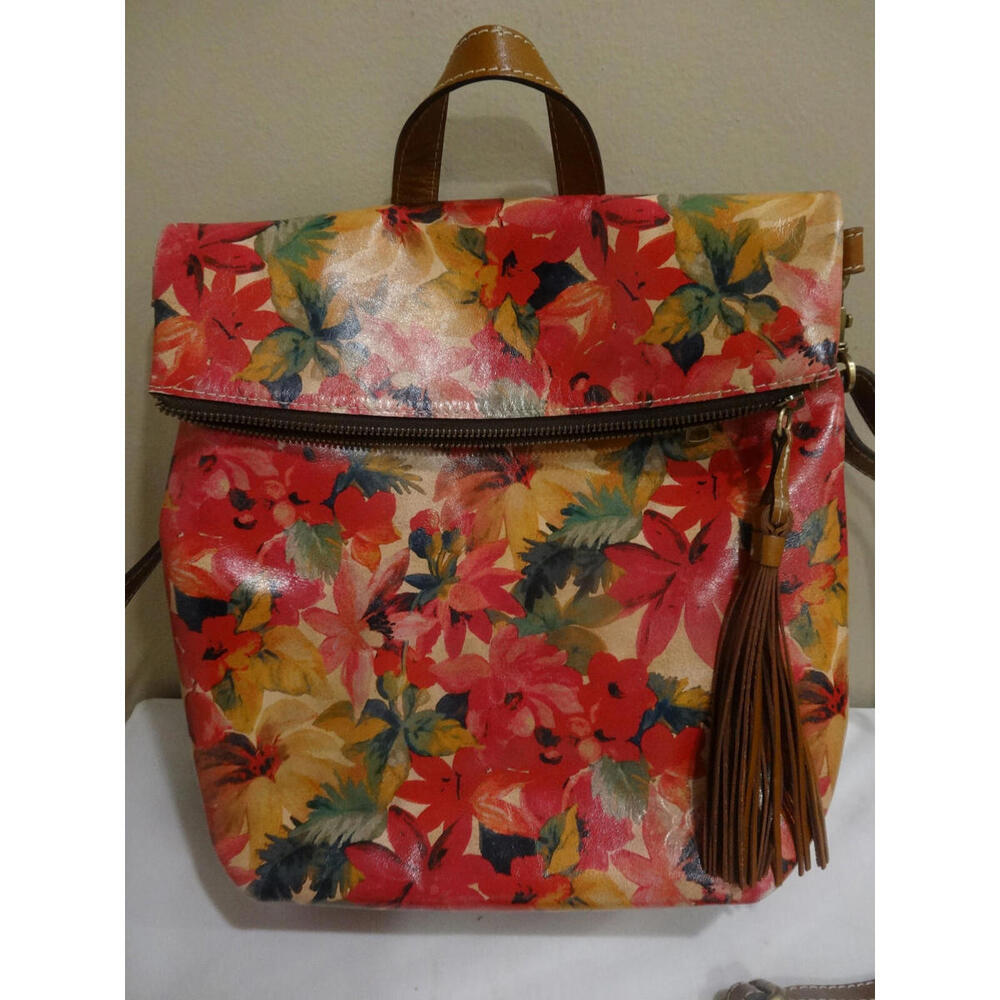 Patricia Nash Flower Bouquet Convertible Luzille Backpack - Picture 2 of 9